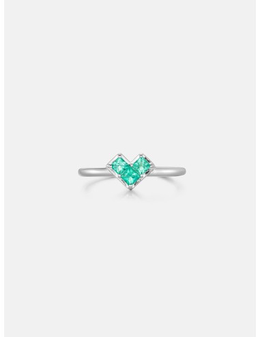 Princess Cut Emerald Heart Silver Ring votre